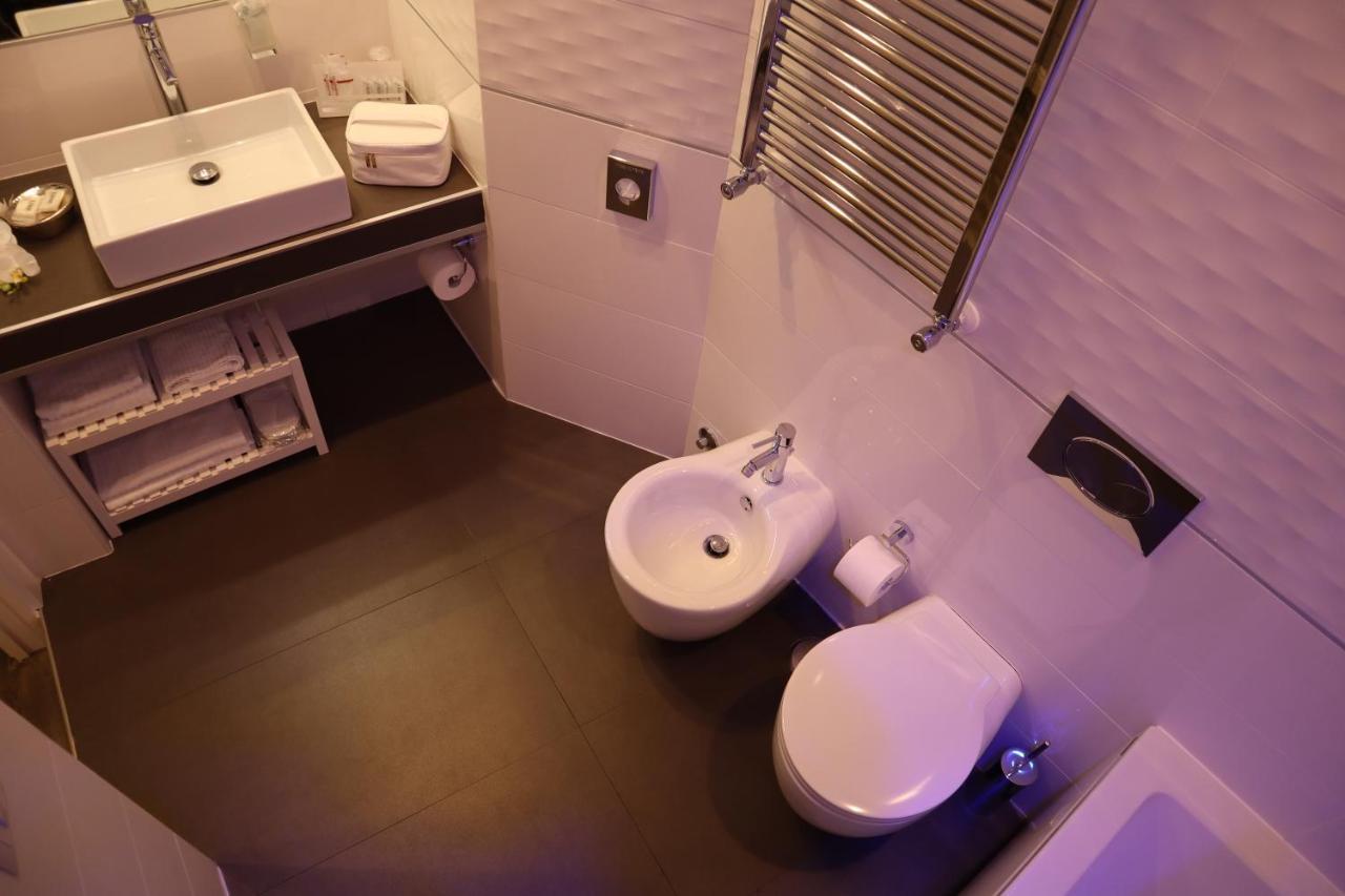 Millina Suites In Navona روما المظهر الخارجي الصورة