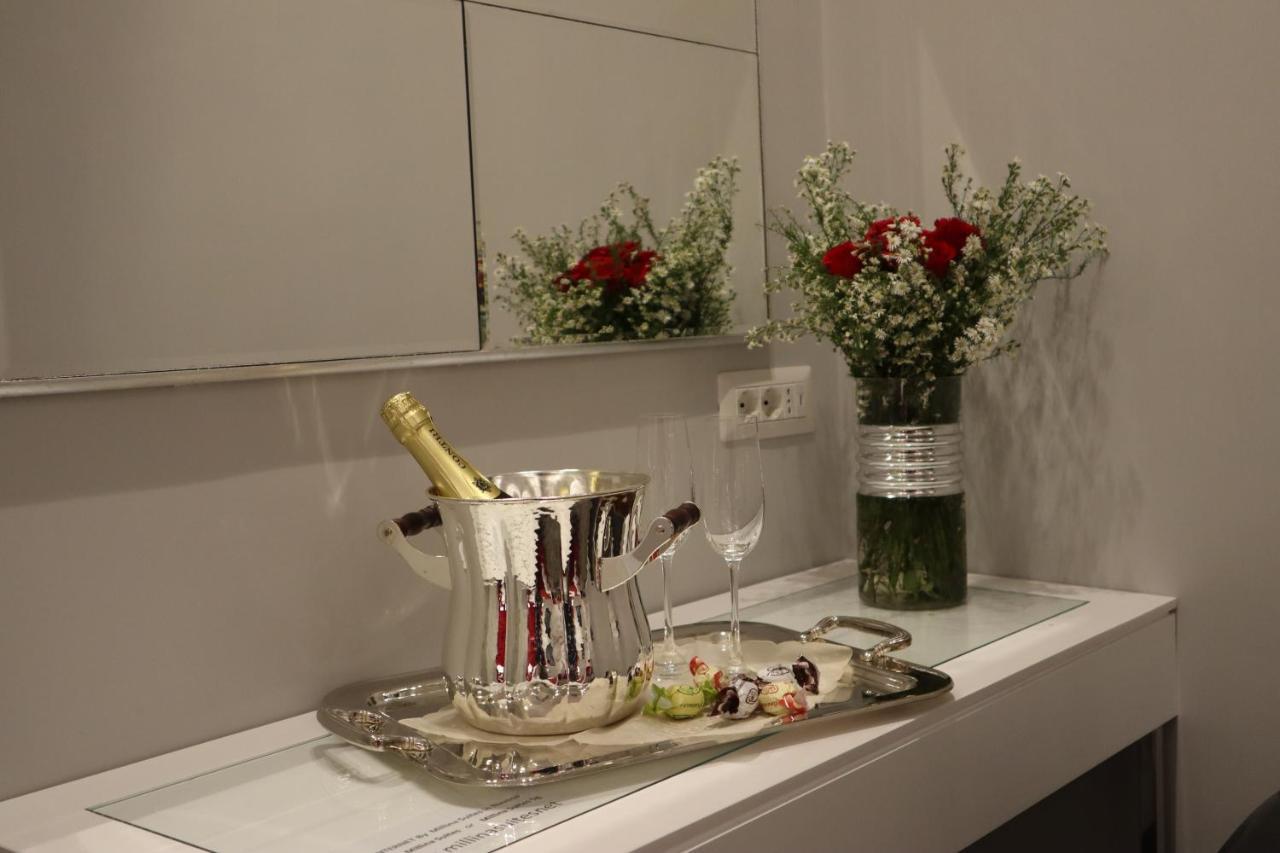 Millina Suites In Navona روما المظهر الخارجي الصورة