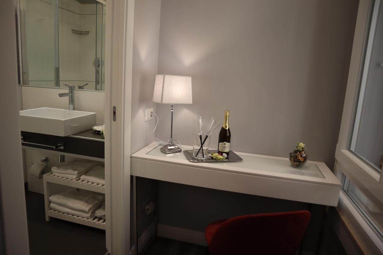 Millina Suites In Navona روما المظهر الخارجي الصورة