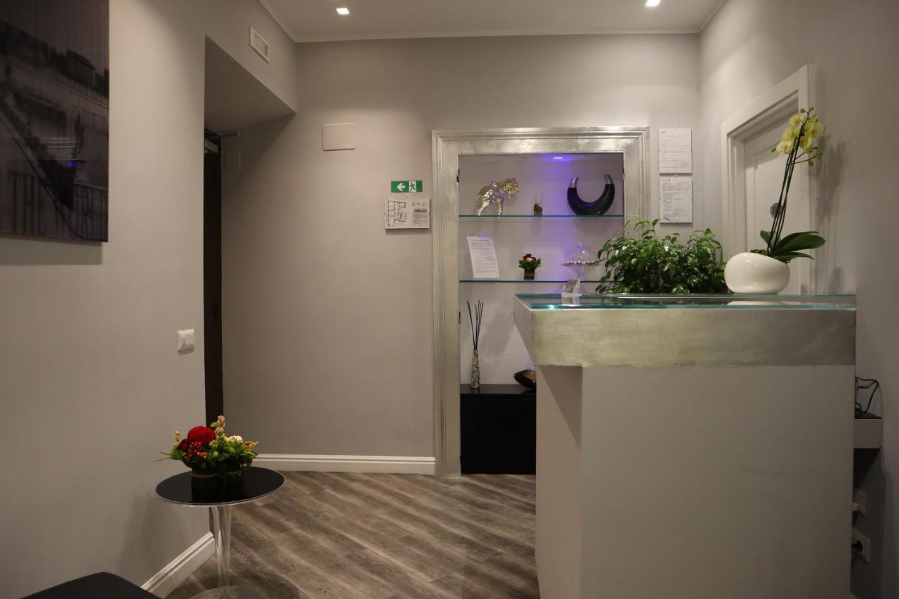 Millina Suites In Navona روما المظهر الخارجي الصورة